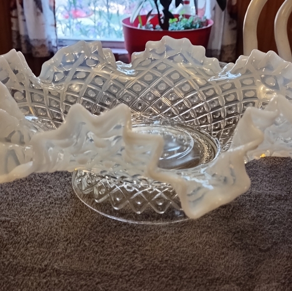 Large Vintage Fenton Opalescent Hobnail 12”Bowl! Ruffled Edges,VERY OLD!! - Picture 6 of 9